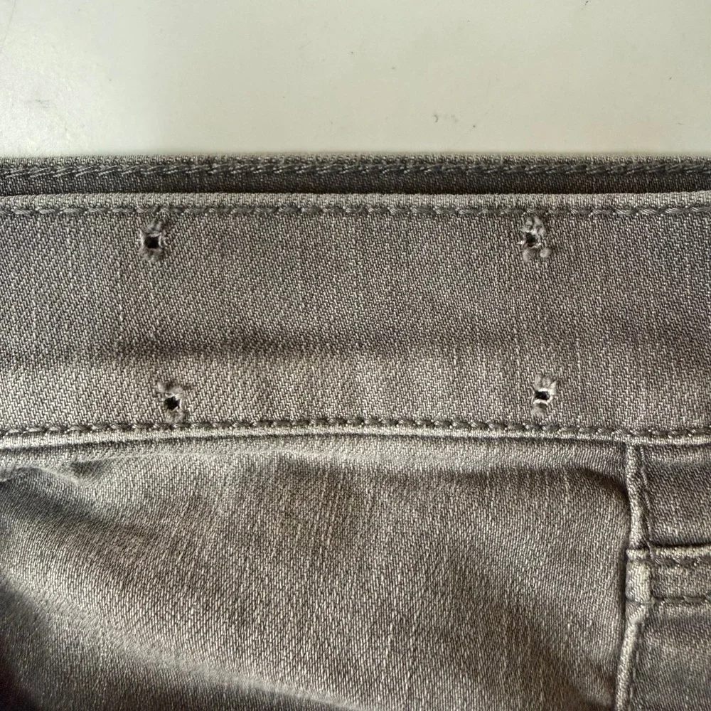 J McLaughlin Wide Leg Jeans Womens 10 Grey High Rise Cropped Faded Stretch Denim